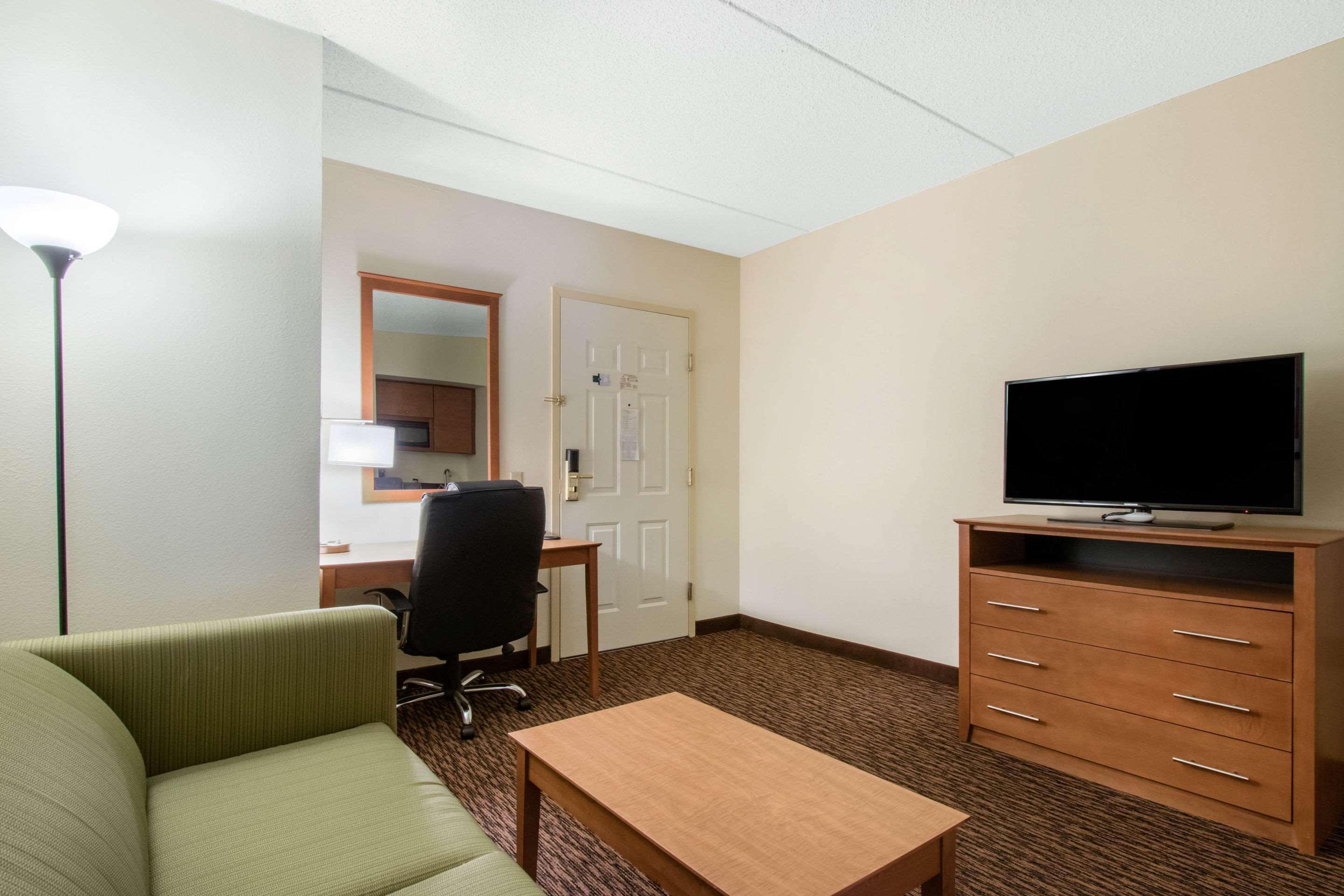 Clarion & University-shippensburg 3* Shippensburg
