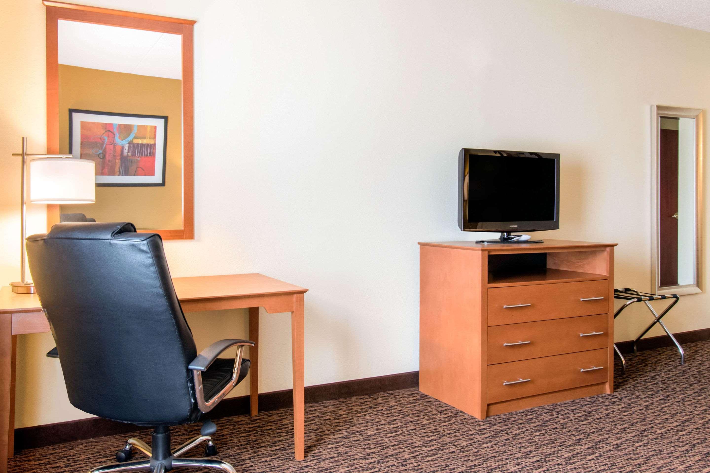Clarion & University-shippensburg Hotel